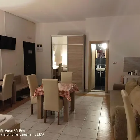 Lovely Bosnian بيت ضيافة موستار