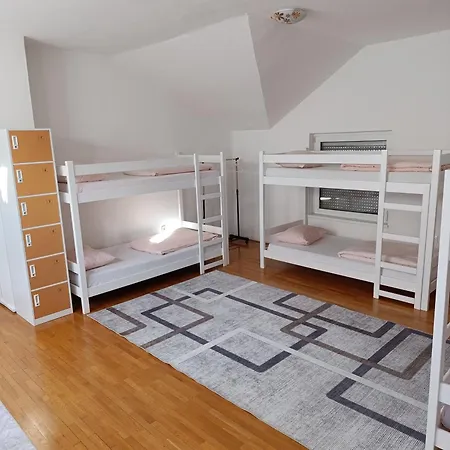 Lovely Bosnian 3* موستار